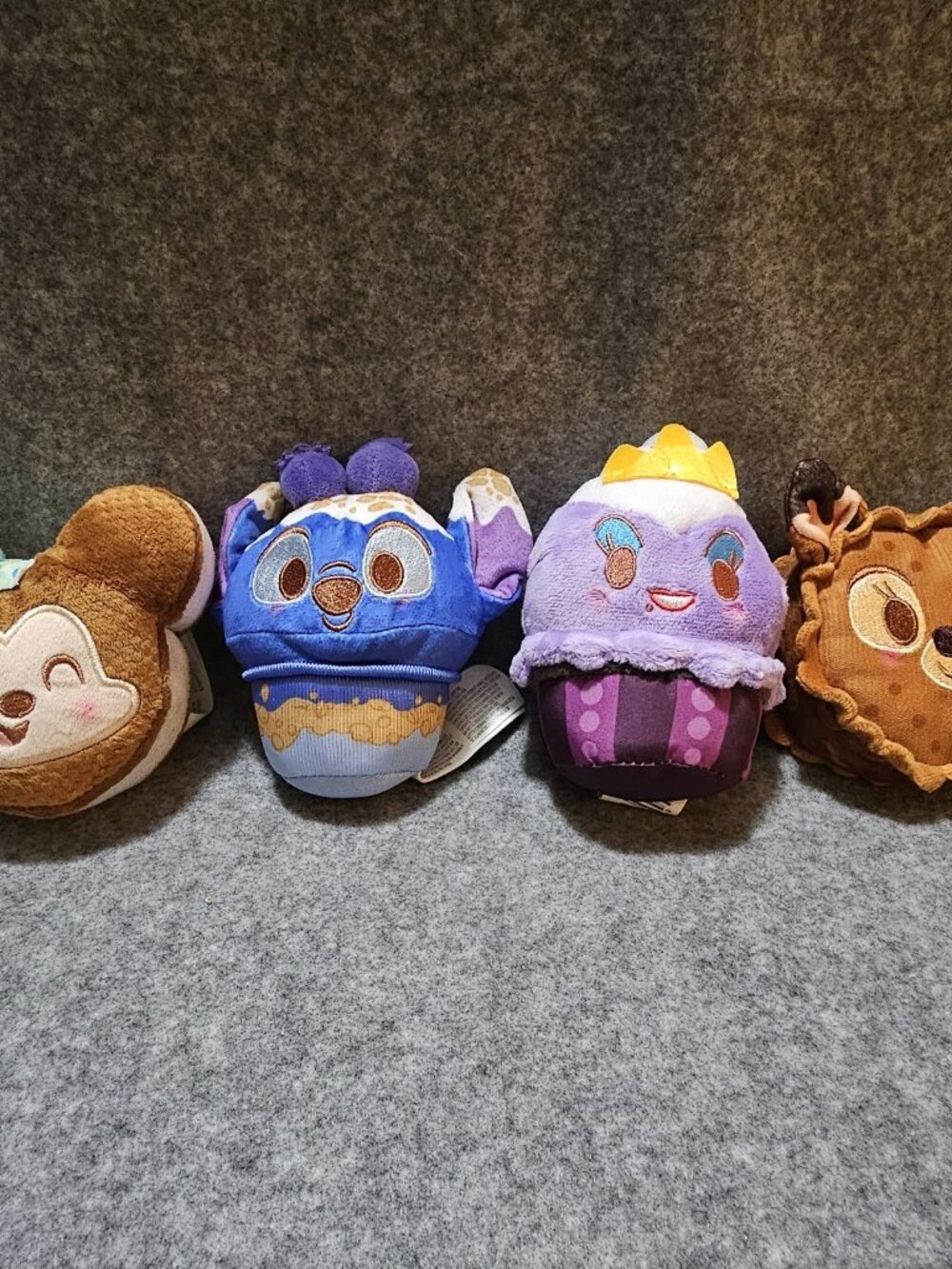 Disney Munchlings Plush Mixed Lot of 4 Assorted Tiny Plush 4"-5".